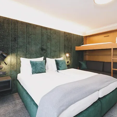 Ski&bike Wiesenegg Hotel 4*