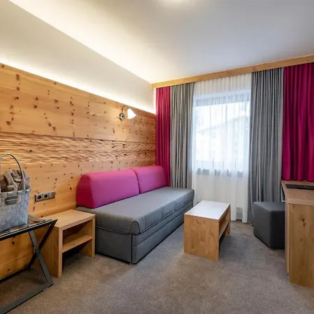 Hotel Ski&bike Wiesenegg 4*